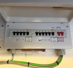 Fuse box electrical installation